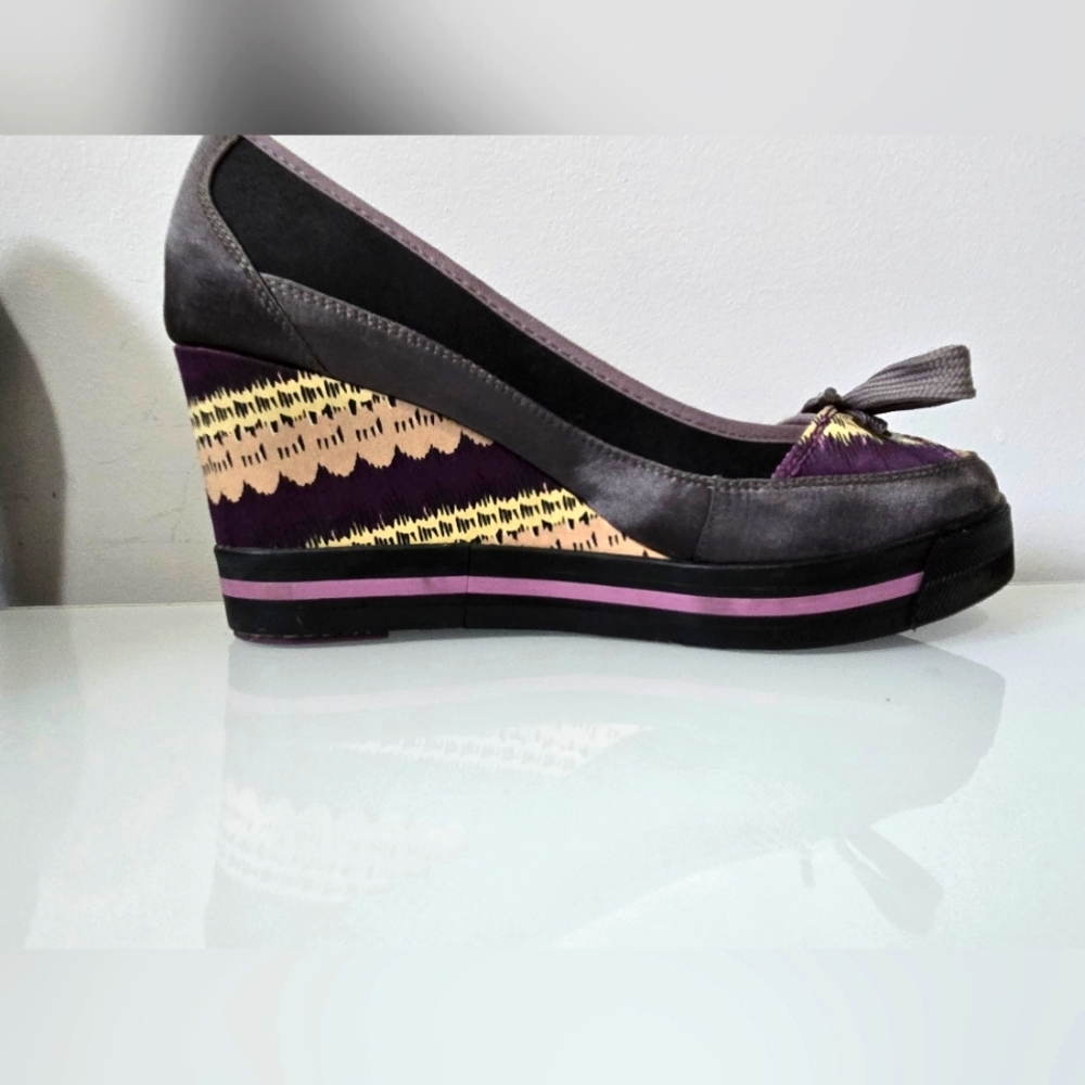 Nanette Lepore For Keds Grey and Purple Slip On Wedges. Size 9